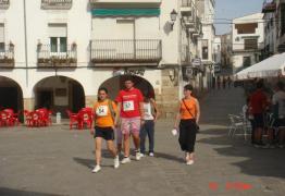 Más corredores en la plaza